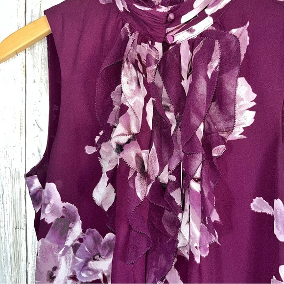 White House Black Market Purple Floral Ruffle Sleeveless Top Women’s 4 - Picture 4 of 5